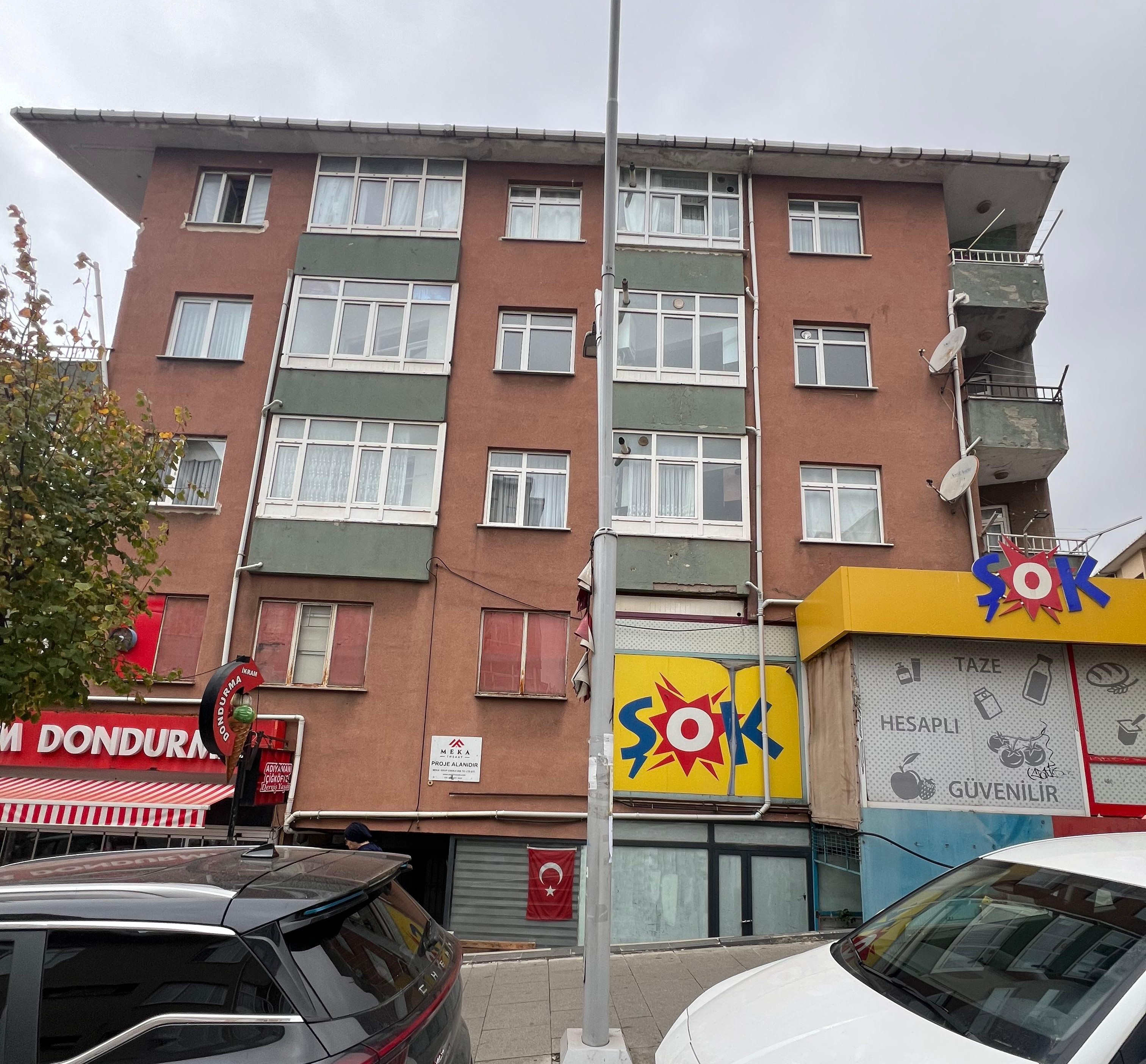 İstiklal - Şehzade Cad.